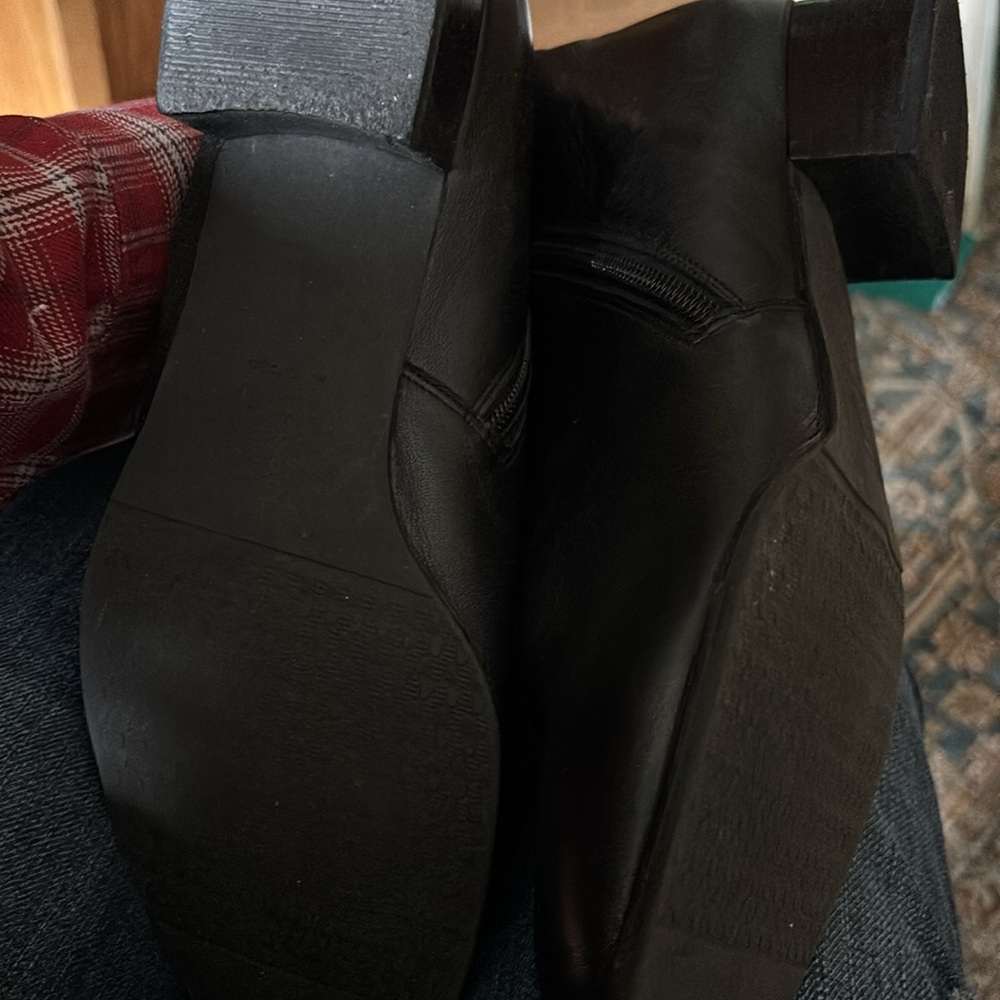 Black Leather Women's Boots - Picture 5 of 5
